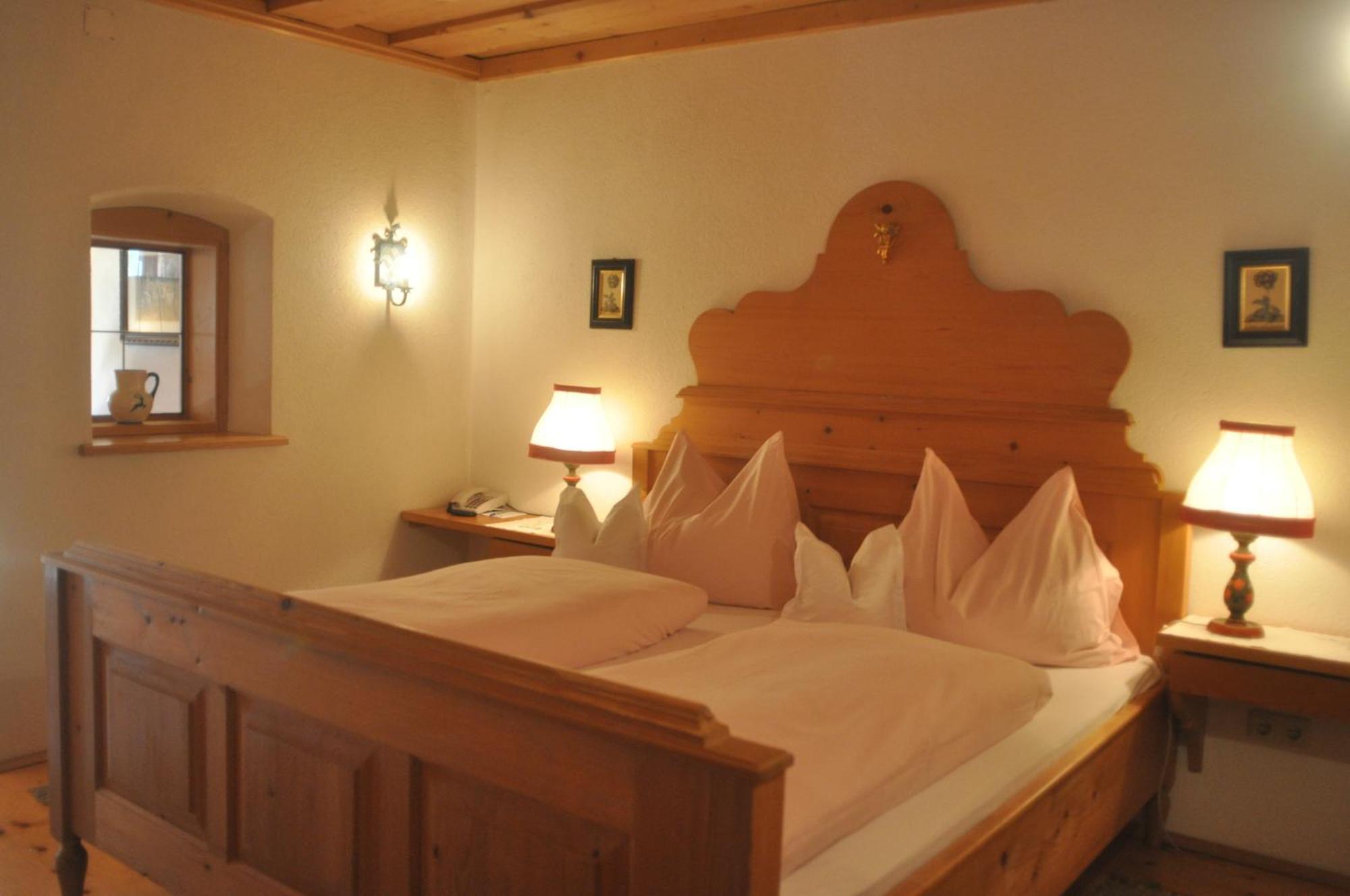 Romantikhotel Almtalhof Grünau im Almtal Δωμάτιο φωτογραφία