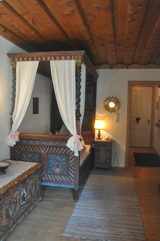 Romantikhotel Almtalhof Grünau im Almtal Δωμάτιο φωτογραφία